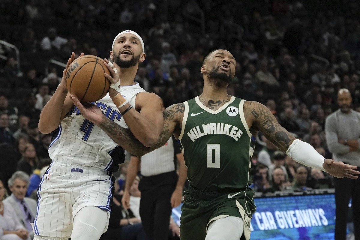 关于浓眉哥关键节点关键助攻，雄鹿带队取胜！的信息