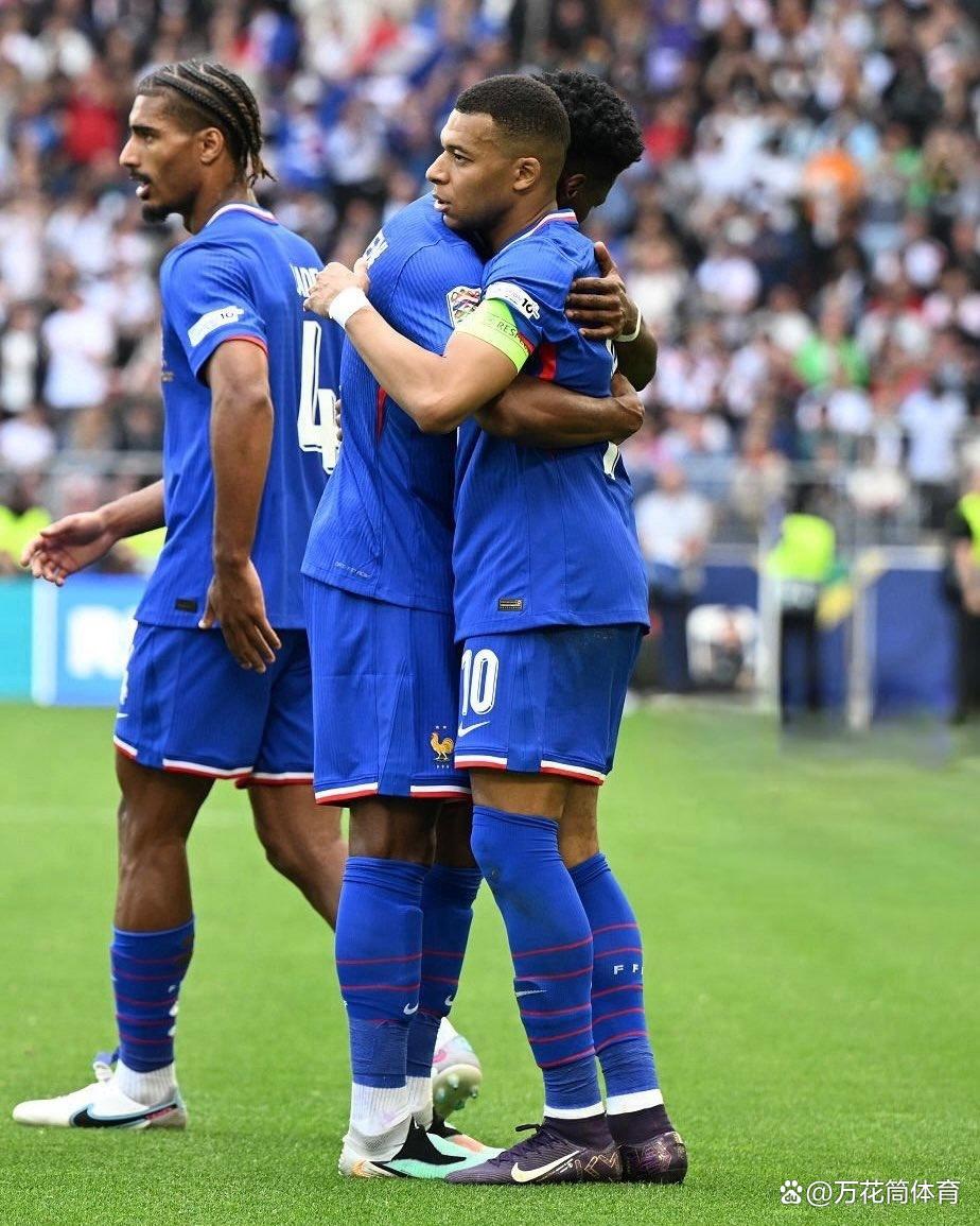 关于姆巴佩连续三场比赛得分超过比分优势明显，勇士挑战极限！的信息